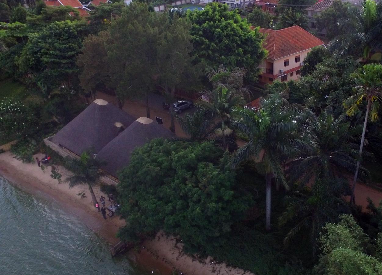 The Palms Beach Hotel And Restaurant Limited Entebbe Zewnętrze zdjęcie